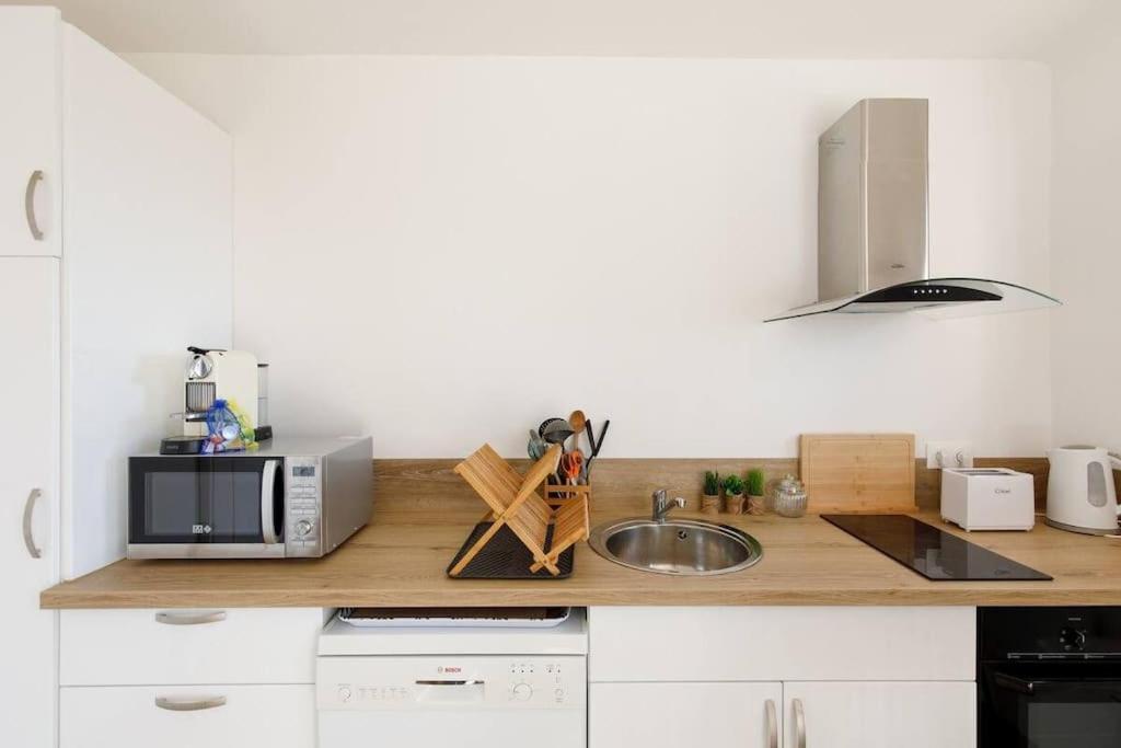 Appartamento Beau T2 Avec Terrasse Vue *